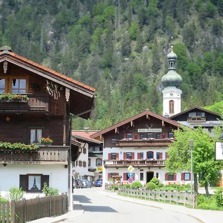 Gemuetliche Im Zentrum Von By Interhome