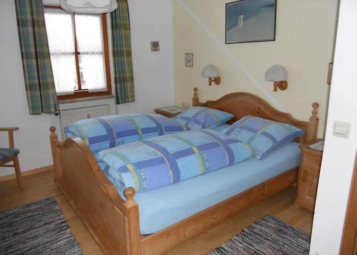 Apartamento Gemuetliche Im Zentrum Von By Interhome
