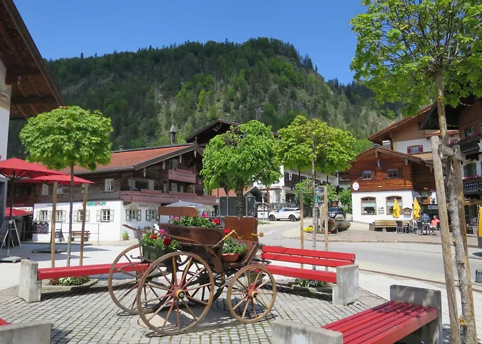 Gemuetliche Im Zentrum Von By Interhome Reit im Winkl